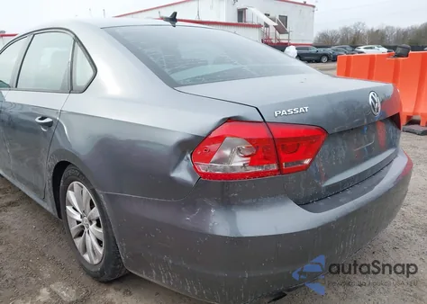 2014 Volkswagen Passat 1.8T Wolfsburg Edition из США, поврежденный, VIN 1VWAS7A36EC093335